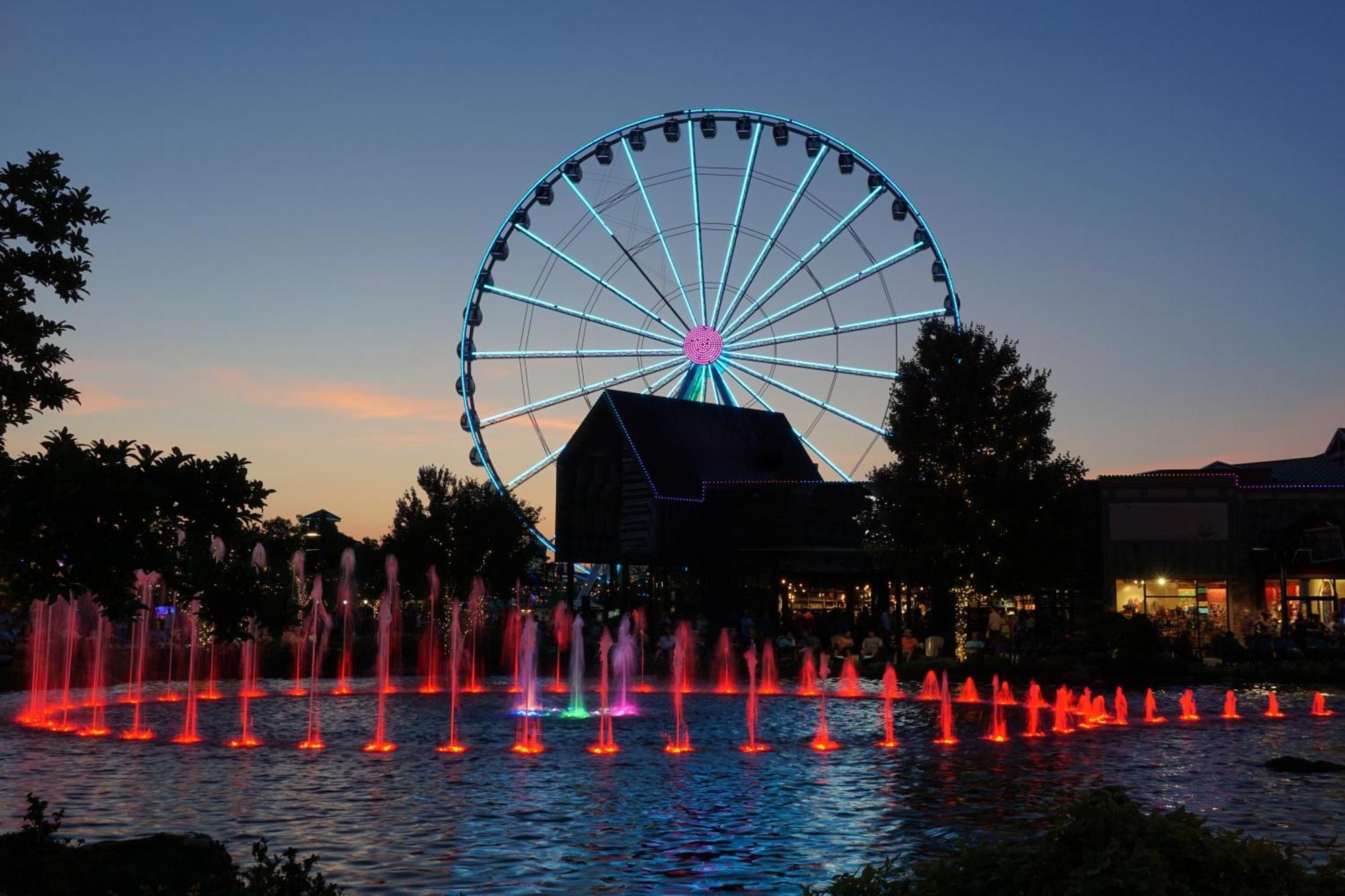 Majestic Splash- 8 Bedroom, Indoor Pool, Hot Tub, 1089 Free Tickets Each Paid Day, Dollywood Sevierville Exteriör bild